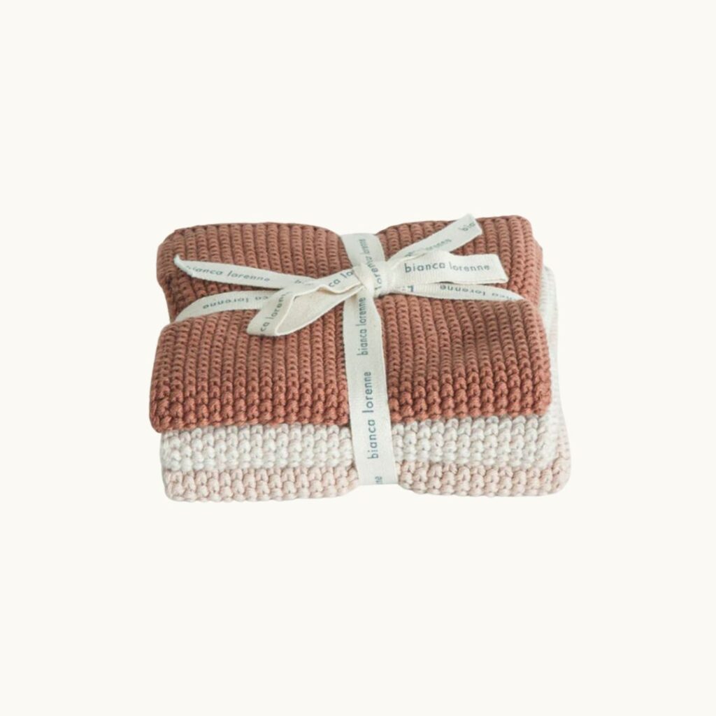 washcloth vintage rose set bianca lorenne.jpg